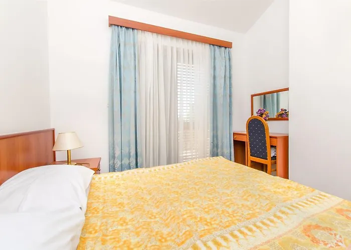 Meridiana 1 * أوروبيتش